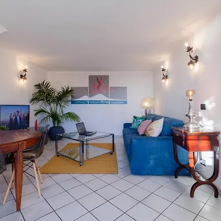 Casa Rosa - Sea View & Terrace Apartment Naples